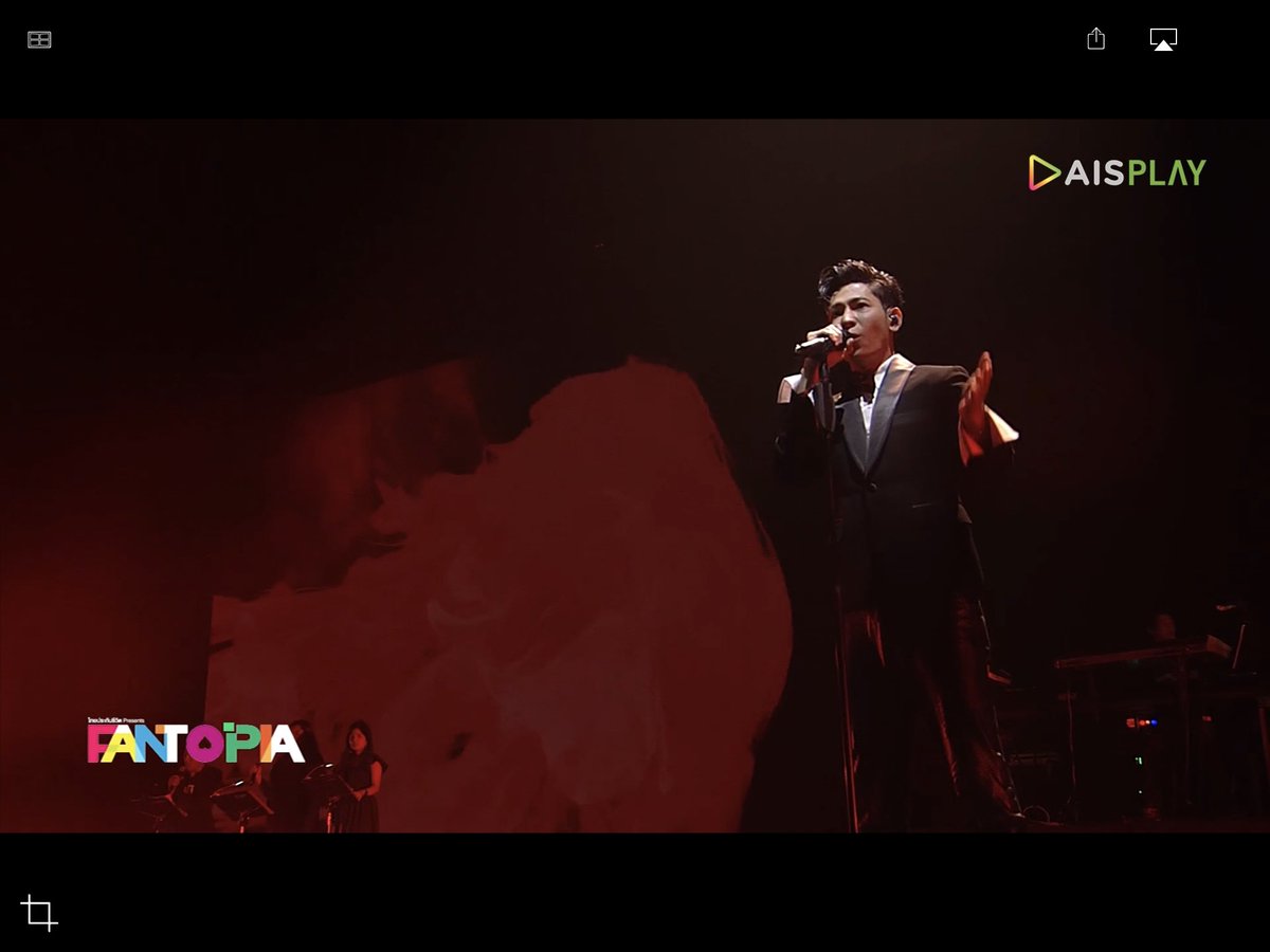 doublejamal's tweet photo. เท่มาก เท่มากกกกกกกจริงๆ เก่งมากกก #FantopiaxKristSingtoDay2 https://t.co/34SRZHzRjW
