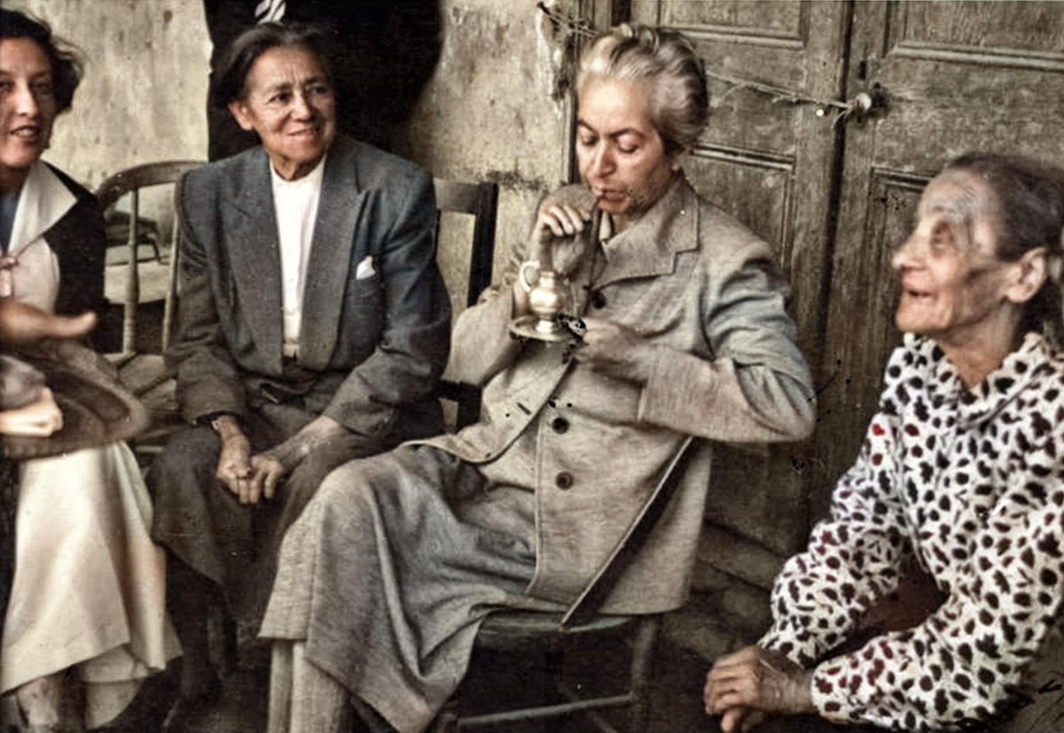 Gabriela Mistral en el Valle de Elqui, durante su última visita a Chile, en 1954.