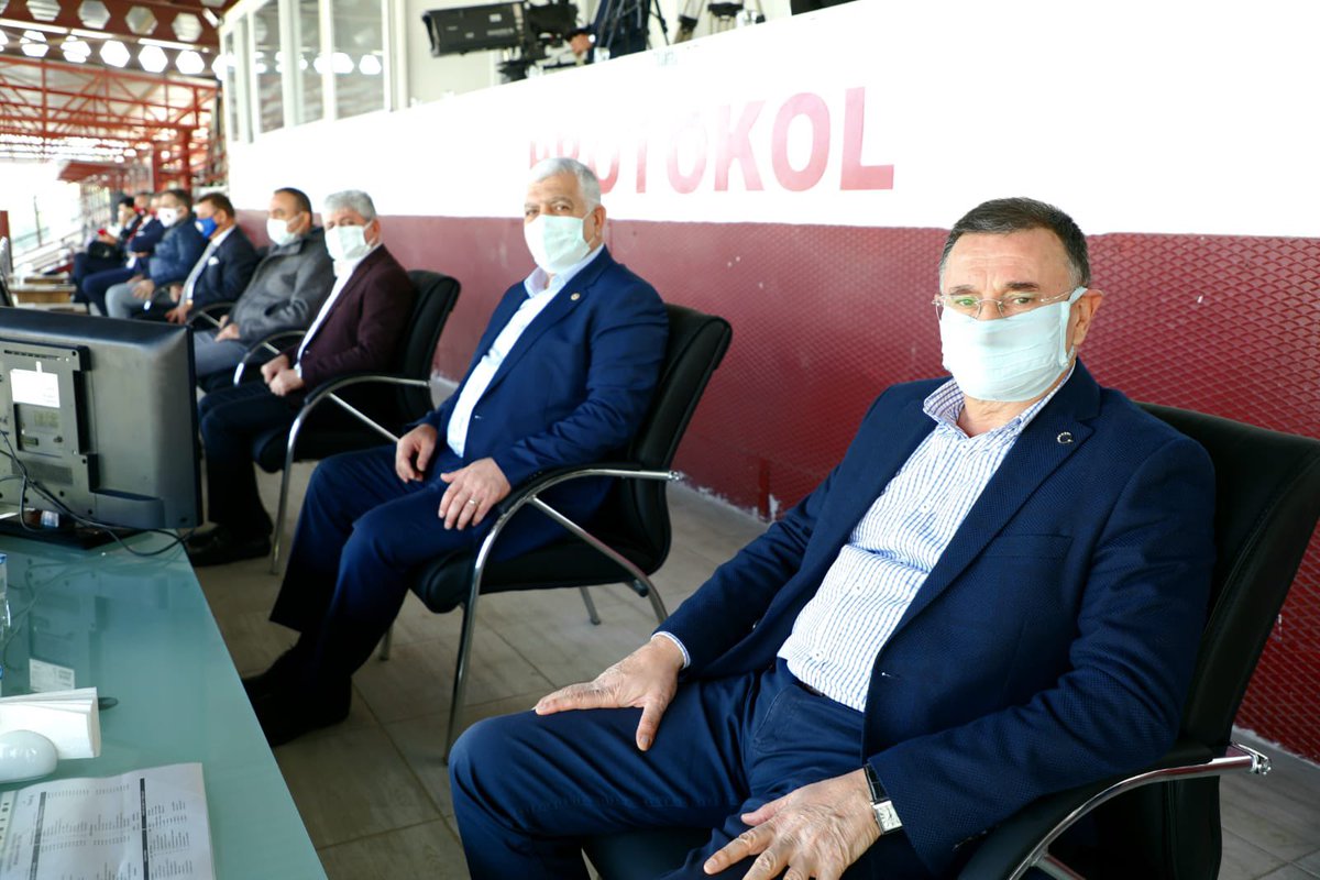Lütfü Savaş