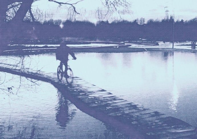 lcbdepot's tweet photo. #artseason #exhibition
'Riverside Park High Water' by #knightonlaneartistsgroup artist Rick Newham is an atmospheric tri-colour picture of a cyclist at dusk after heavy rain. Find out more & purchase via https://t.co/bEV9mfmxSU
#loveartexhibition #studioopen #photography https://t.co/Ta6JBdNTkT