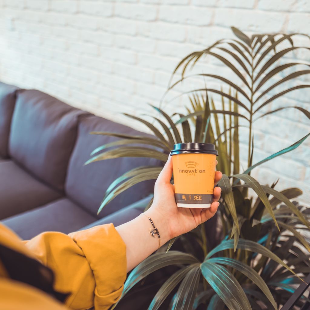 innovcafe_qa's tweet photo. Small changes can add up to big changes in productivity🤓
🤓الابداع والانتاجية في العمل قد تأتي من أبسط الافكار
#beproductive #thinkingdesign #startup #privacy #meetingroom #thinking #positivethinking #pearl #pearlqatar https://t.co/gWL3yZk1ta