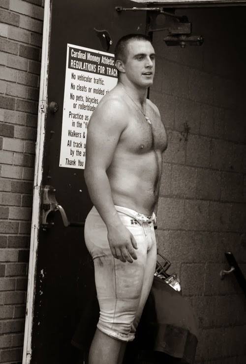 fullbackstudfb's tweet photo. https://t.co/VZOuXxIiRh