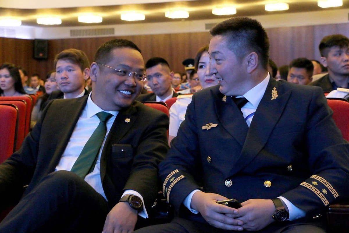 Ботуужин tweet media