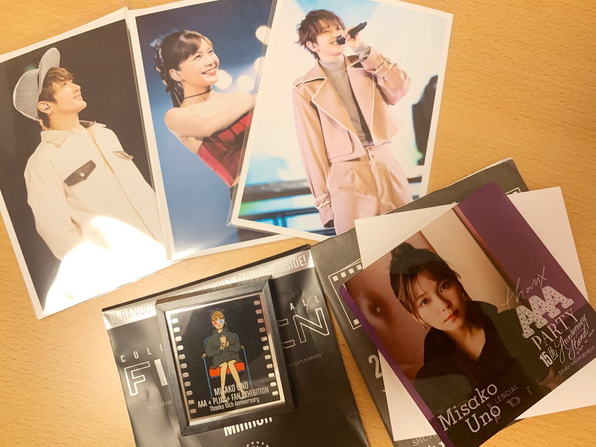 diskxdisk's tweet photo. え？！え！？え！！！待って待って😳グッズ交換させて貰った方から生写真もお付けしますねってゆってくれてたけど、こんなにも😳👏🏻💗対応もとても素敵な方。本当に本当にありがとうございます😭💕暇な時間見つけて入れる物買ってこよ🥰(ご迷惑にならないようタグ付けはしないでおきます🙇‍♂️) https://t.co/5OLgZcjj93