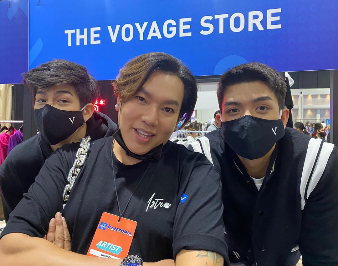 ShinyShimeRin's tweet photo. P'Kik here be living my dream 😭
#Thevoyagestore
#LUKExFantopia2020
#JOSSxFantopia2020
#JossWayar #lukevoyage https://t.co/kECAL8qN8J