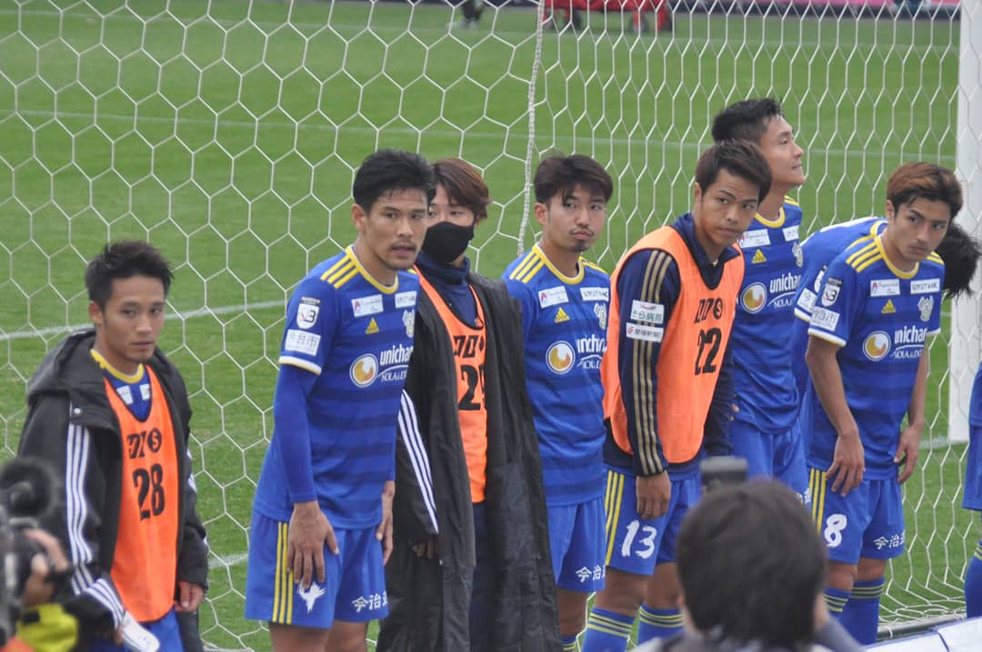 K19690502Y's tweet photo. 久しぶりの観戦

地元にサッカーチームがあるっていいですね‼️

頑張れ #FC今治 https://t.co/ApJSpevmkY