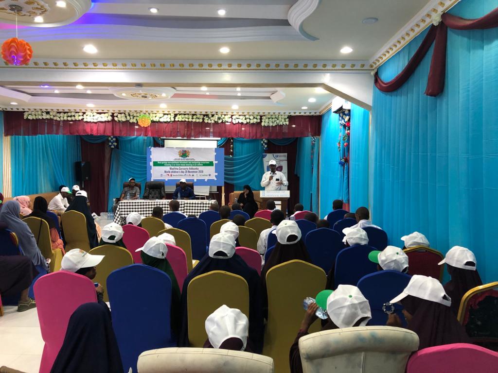 Mwhrd_SWS's tweet photo. On November 20th each year celebarates promote international togetherness, awareness among children worldwide, and improving children's welfare. 
 Children's Day offers each of us an inspirational entry-point to advocate, promote.
@unicefsomalia https://t.co/vlS5Qwqcch