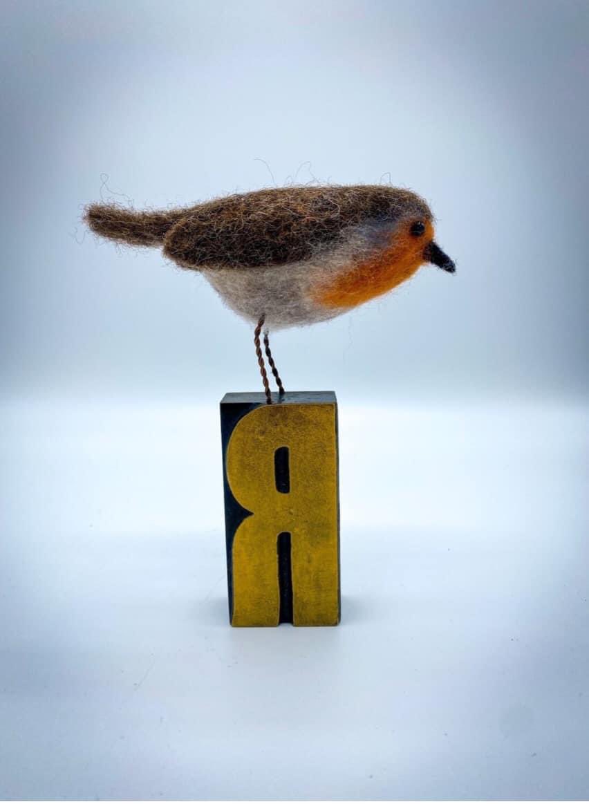 SculptureLakes's tweet photo. The Artisans Bazaar, over 80 #dorset local artists and makers selling their wares at our very own shop! All available online, have a peek and #supportlocal! https://t.co/Xernj2dMdw
#dorsetart #dorsetartists #shoplocal #christmasgifts https://t.co/Cm7sLdxou1