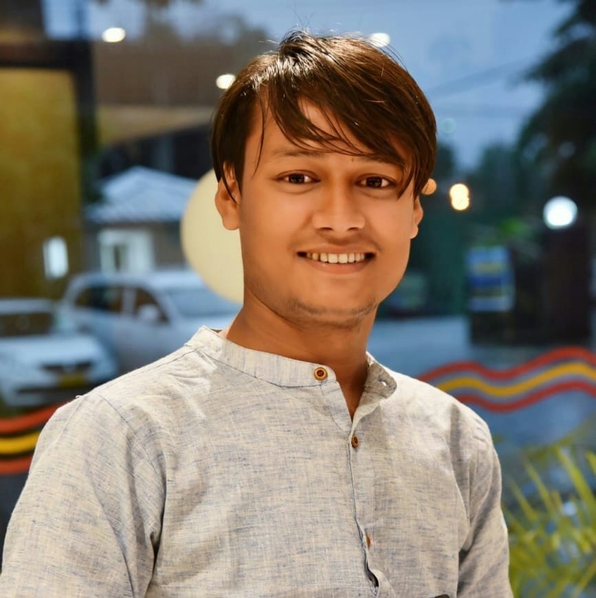 mcu_bhopal's tweet photo. #MCU के इलेक्ट्रॉनिक मीडिया विभाग के छात्र विक्की उत्कर्ष साह की फिल्म ‘साइंस बियॉन्ड फेथ’ 10वें राष्ट्रीय विज्ञान फिल्म उत्सव में अवार्ड के लिए नामांकित हुई है. कुलपति प्रो. केजी सुरेश ने शुभकामनाएं दी हैं. @kg_suresh @vickyuttkarsh @VigyanPrasar @JansamparkMP https://t.co/soqRlrDVWe