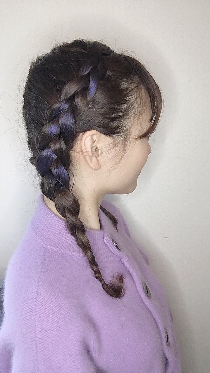 大石 乃愛 リーゼ様 Liese Jp の ヘアモンスター で ディズニーコーデをしてみました 限定カラーの ミッドナイトパープル を使いました シャンプーで簡単にオフできるので テーマパークに遊びに行く ライブに行く といった時にもオススメ