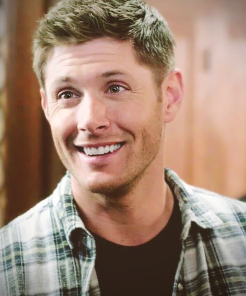 #Supernatural #сверхъестественное 

Я уже какие сутки засыпаю и просыпаюсь с мыслью, что Дин погиб. Пытаюсь логически обосновать и заставить себя поверить в то, что он так и хотел уйти. Но не могу. Он заслужил жизни, заслужил любви. Заслужил есть пироги каждый день. Он хотел жить