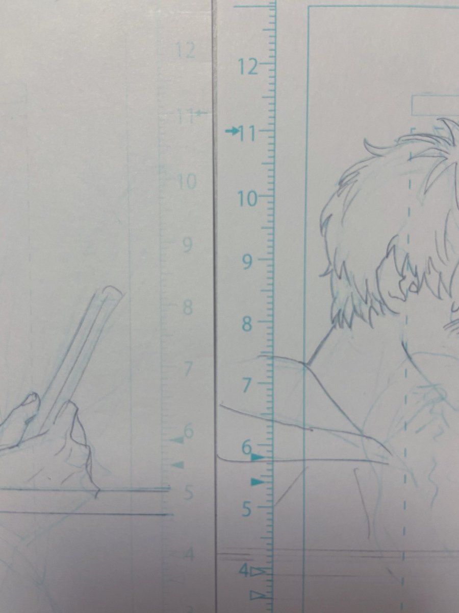 新しい原稿用紙、目盛濃すぎない? 