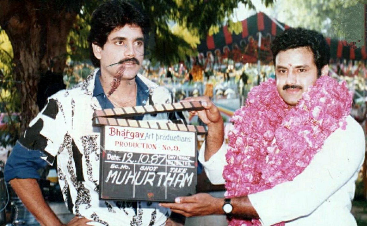manabalayya's tweet photo. #Rare_Pic : Balayya at  @iamnagarjuna   #Muralikrishnudu Movie Launch 👌

#Balayya #NBK #Nagarjuna https://t.co/TYYMlDnuYe