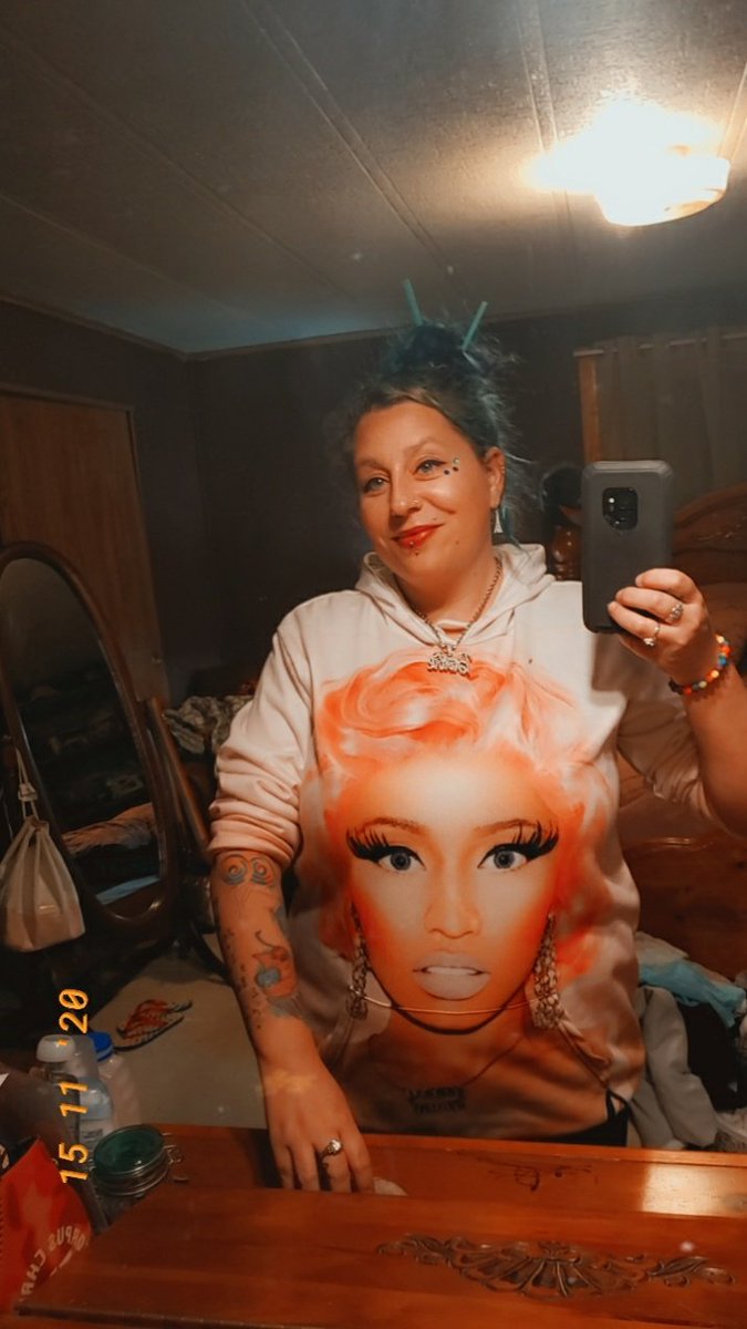 TattedBarbie82's tweet photo. #pinkfriday https://t.co/MMvUBXrnH2