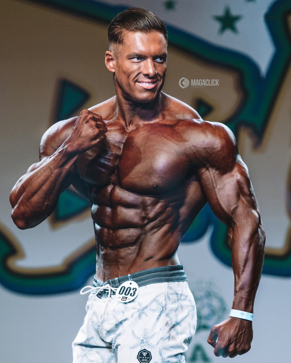 MagalhaesWeb's tweet photo. Simplesmente um Show PRO da @musclecontestinternational

Parabéns @caikepro 👋

#musclecontest #musclecontestinternational #npc #menspro #pro #procard #bodybuilding https://t.co/e32XRYBU0z