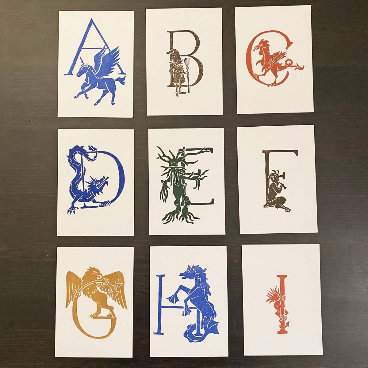 quintsprints's tweet photo. Choose from the whole aplphabet! Mythical Creature Cards: https://t.co/CgQ4OOLN0x

#art #artist #print #printmaker #printmaking #linocut #linoprint #linoprinting #reliefprint #colour #colourful #mythical #mythicalcreatures #alphabet #cards #mythicalbeasts #fantasy #fantasyart https://t.co/KhY4Concih