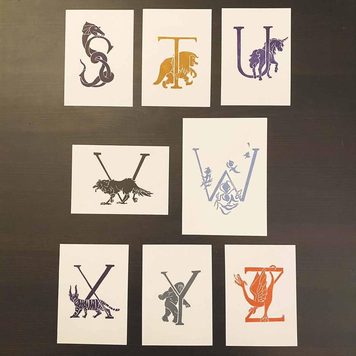 quintsprints's tweet photo. Choose from the whole aplphabet! Mythical Creature Cards: https://t.co/CgQ4OOLN0x

#art #artist #print #printmaker #printmaking #linocut #linoprint #linoprinting #reliefprint #colour #colourful #mythical #mythicalcreatures #alphabet #cards #mythicalbeasts #fantasy #fantasyart https://t.co/KhY4Concih