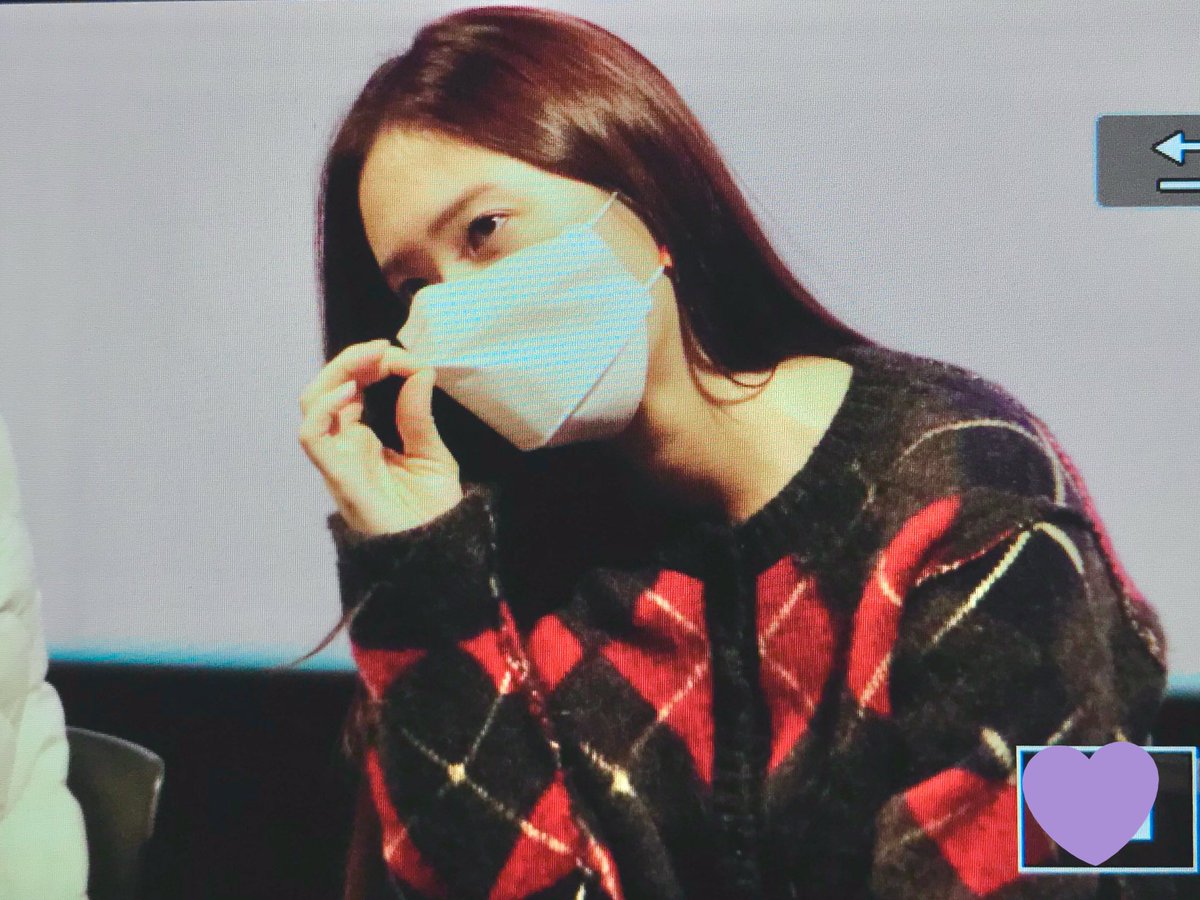ph090905's tweet photo. 201122 #애비규환 
CGV 용산아이파크몰

#정수정 #크리스탈 
#JungSooJung #Krystal https://t.co/Biagps1bDp