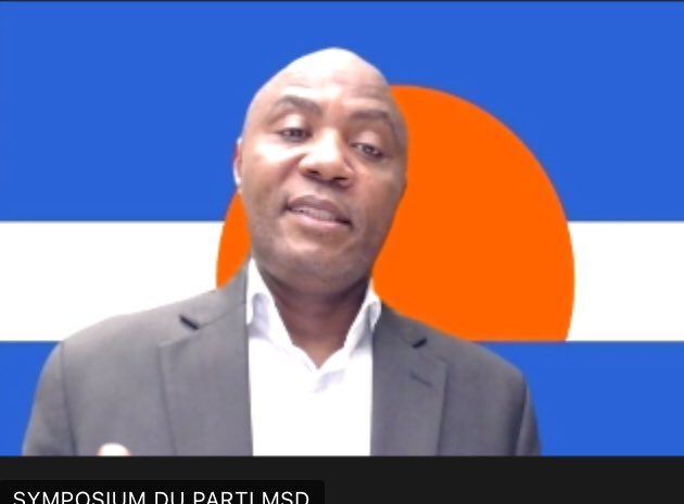 MsdBurundi's tweet photo. 2. #SymposiumMsd #Nov2020 : la résilience; c’est la capacité d’encaisser les souffrances tout en restant optimiste, confiant dans la vie et dans l’avenir.
C’est notre résistance, peuple #Burundi-ais, qui réveillera le monde pour nous écouter. https://t.co/A6HdJXaUCW