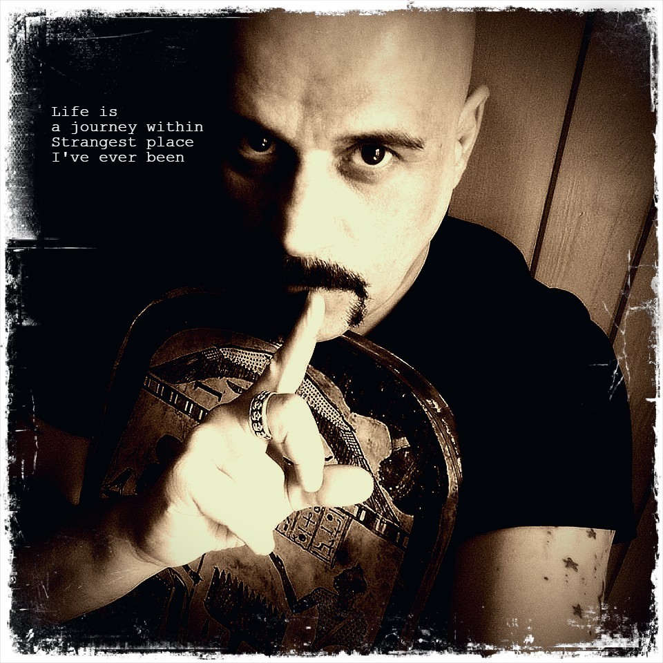 alineofcrows's tweet image. Hands Unseen, the hypnotic and ominous fourth track on the album, unravels the story of life in the 21st century; the internet, long distant connections, late night conversations, all governed by an unseen hand #handsunseen #lyrics #songs #devilscure #echozone