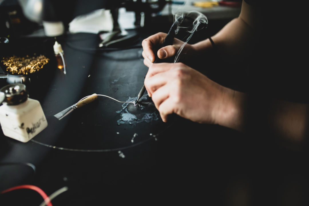 SwindonPower's tweet photo. You may not love wiring, but we do.  Now's a great time to send us an enquiry about getting your wiring loom sorted for 2021.

https://t.co/lZSuhWngb8 #motorsport / https://t.co/ZS59LtXxhX