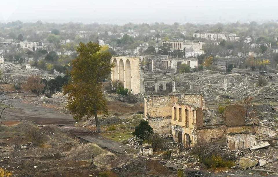 M_Ahmadzada's tweet photo. Coloro che sono preoccupati per il patrimonio cristiano nei territori liberati dell'🇦🇿, non dicono niente sulla distruzione da parte degli armeni del patrimonio storico, culturale e spirituale dell'🇦🇿 in quei territori per 30 anni. Questo è l'esempio più ovvio di #doppiostandard. https://t.co/a3RyVYqtUM