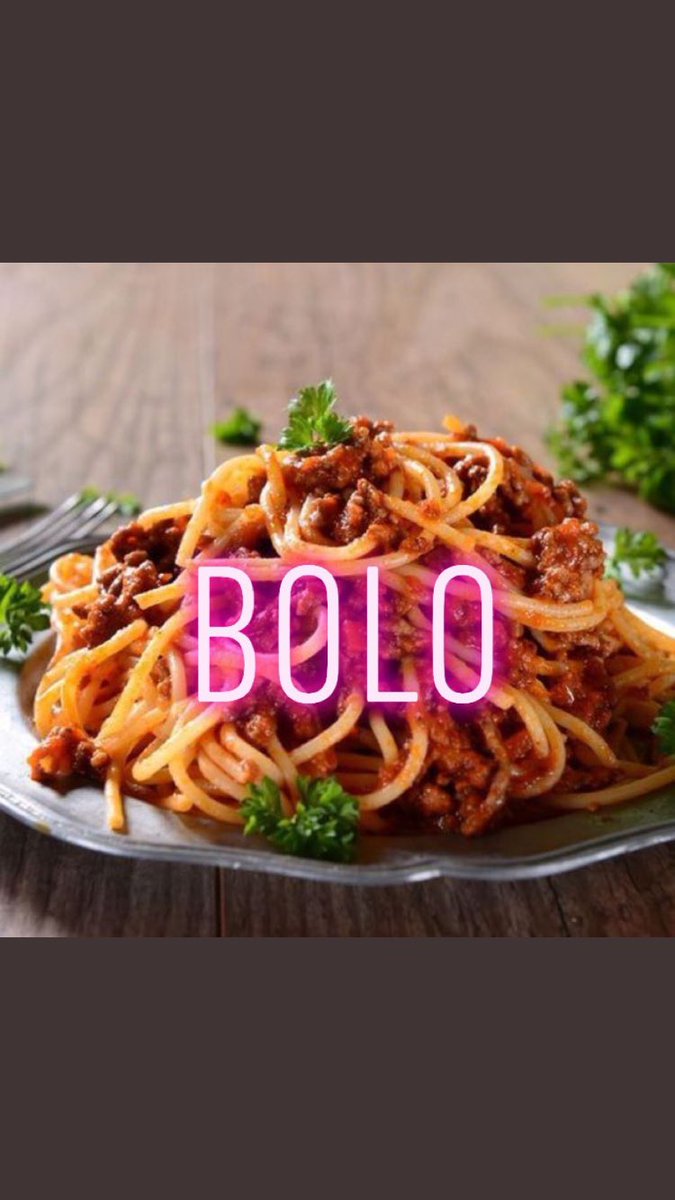 Eleann8's tweet photo. faites le bon choix..
rt pour pates carbo  fav pour pates bolo https://t.co/LJ0IrUbF1B
