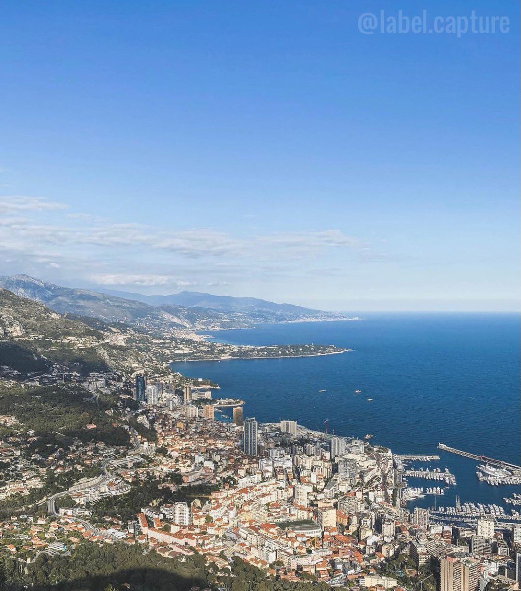 😱😍☀️🌊Happy Sundayyyyyyy 🌍! Welcome to our beloved little gem, #Monaco!🇲🇨Such a PERFECTTTTT view!💝 #beach #luxury #beautiful
