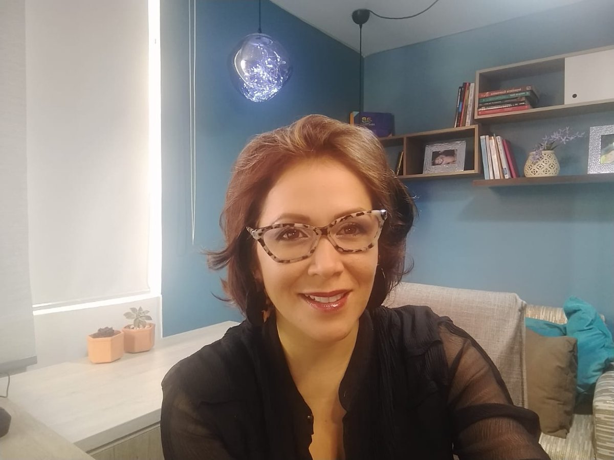 CaracolBga's tweet photo. #SiSeLoPerdió La historia de la santandereana que lidera un equipo especializado en nuevas tecnologías y educación. ¿Qué es la gamificación? Reviva el Personaje de la Semana con Martha Liliana Torres, directora de GaleaLAB de la @UIS. https://t.co/ydLqc0drd5 https://t.co/gYLrx8na4n