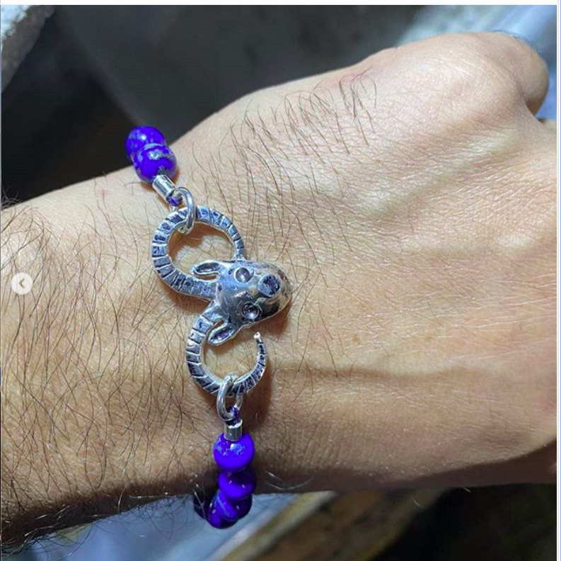 Noqra2's tweet photo. In making of our Afghan Ibex beads will be available in days. Watch the space 
Pre-order by DM. 
#ibex #savetheibex #centralasiancrafts #ibexlovers #animallovers #animaljewelry #ibexcollection #mensgifts #forhim #specialgifts #specialjewels #mensbeads #mensbracelet #lapisbeads https://t.co/A1Nd1LWqxY