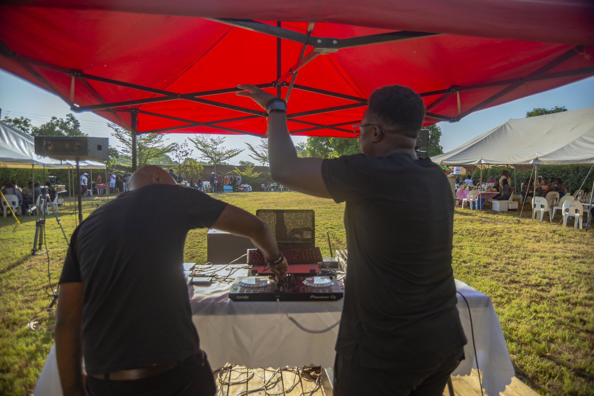 SummerJamG_mw's tweet image. By Public Demand
The Deep House DJ Duo Black and Tuno(2nd Frame) are back today 🔥🔥
Let's wrap up #SummerJamWeekend