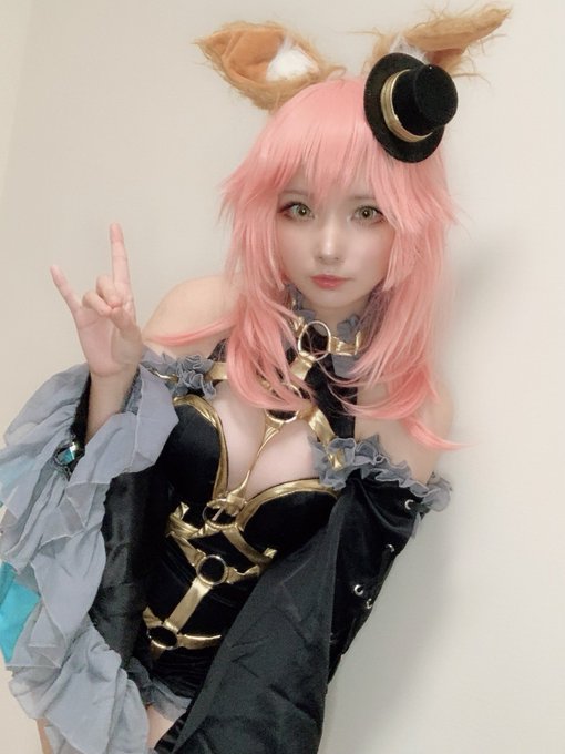 コスプレイヤーイズ氏のTwitter画像48