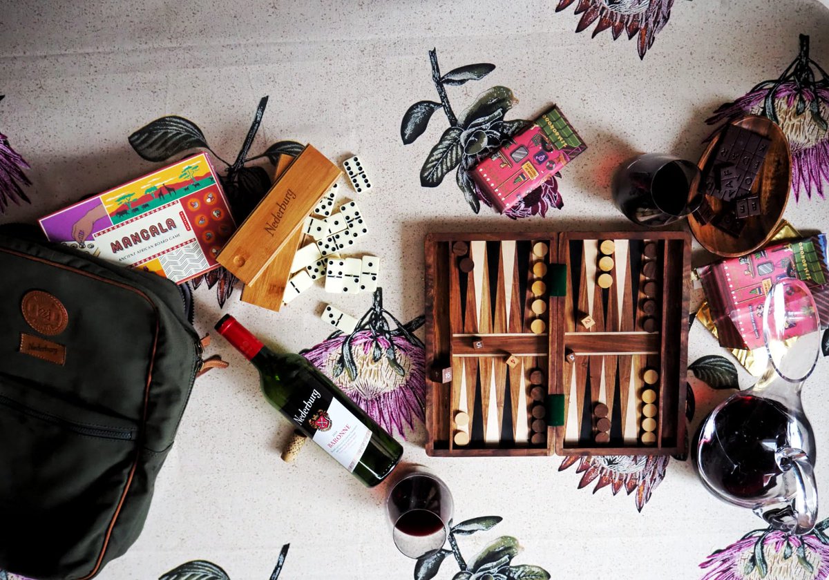 Boozy_Foodie's tweet photo. In collaboration with @Nederburg, I have a delightful Game Night  Connection Box to the value of R4000 to give away
To win tell us who you would like to share your Box experience with.  Bonus entries for RTs using #NederburgConnect Read all about it here:  https://t.co/f81o17TZ82 https://t.co/Wn4YhJsKOr