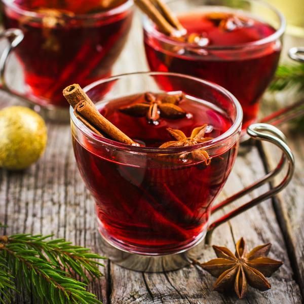 AlebusaAnn's tweet photo. Indonesia has a tradition of wedangan with a variety of drinks such as pletok beer, wedang rempah (spices), segeran and others. #UniversitasAirlangga #UniversitasUdayana #UniversitasKristenPetra #UKP #PCU #SuraBali #SuraBali2020 @globalunair @Unair_Official @UdayanaUniv  @ukpetra https://t.co/N5ndiKyd8x
