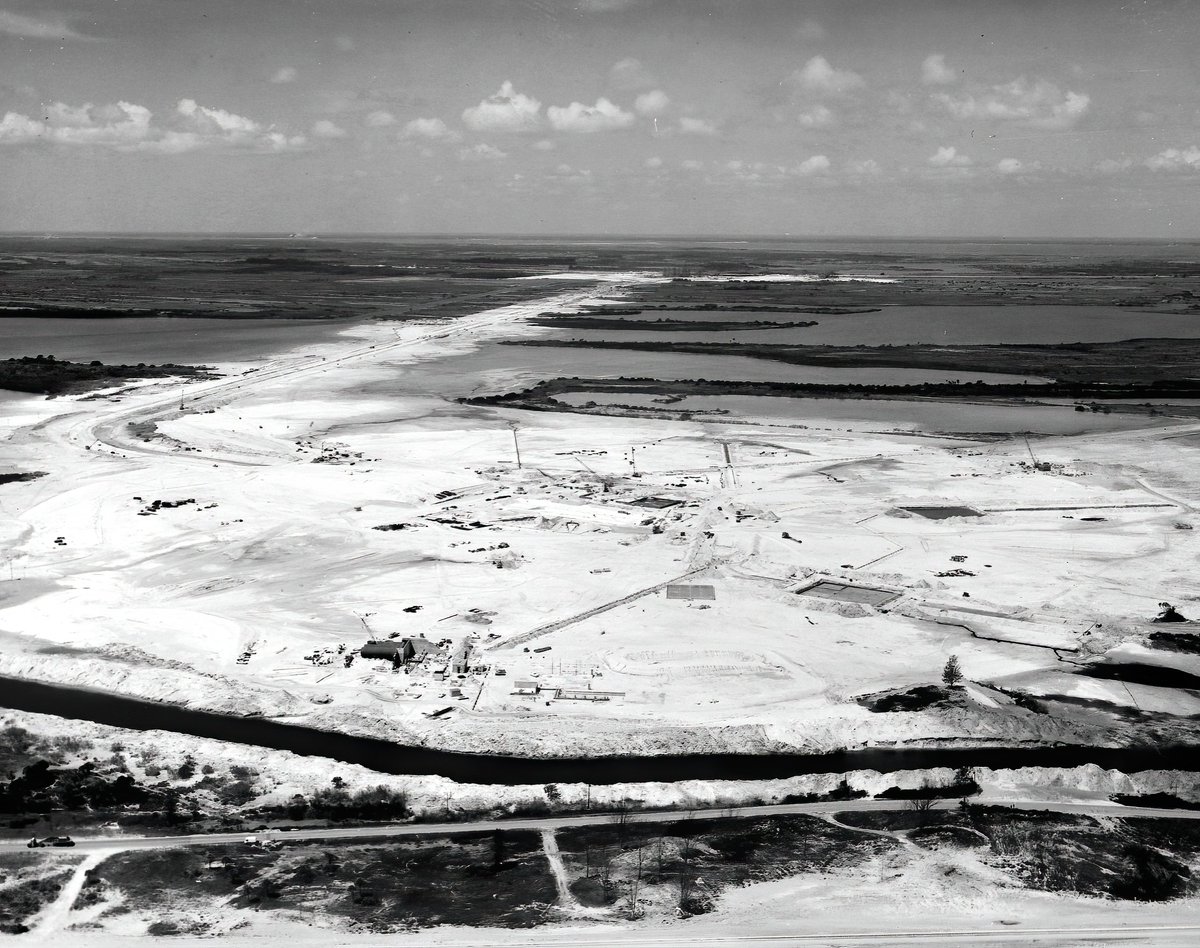 These images aren't dated but going off of other images I'd assume that these were taken in the second half of 1964. It took around 5,100 tons of steel to reinforce the structure of the pad.