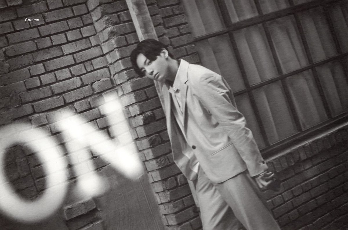 comma_bts's tweet photo. [scan] Album BE 

#정국 #JUNGKOOK @BTS_twt https://t.co/dRFCbGTtPp