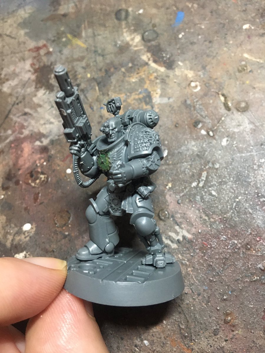 wackostracko's tweet photo. Back is f*cked again, but in between pain im working on my #deathwatchoverkill team again. Lots of work still but Ennox Sorlock is getting ready to cross the rubicon https://t.co/kpILNGUpvG