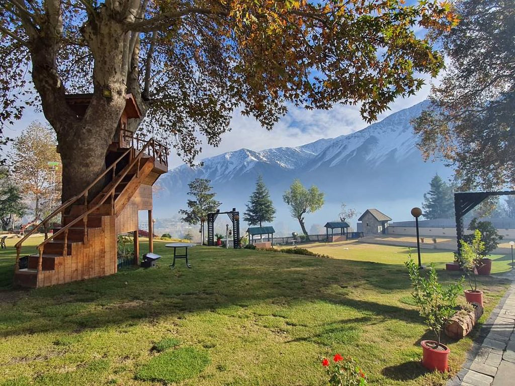 Islamabadies's tweet photo. The beauty of #Chitral, Khyber Pashtunkhwa. #Pakistan 🇵🇰 https://t.co/Pmoh4c8SD3