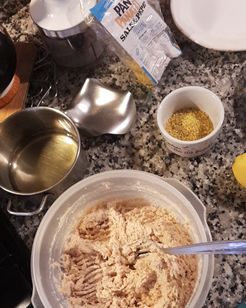 Int_MP's tweet image. guess what dish are we going to make???🙊🙊🙊
Hint: some kind of #Italian food!
#ItalianTaste #italiano #homemade #ItalianoCookoff