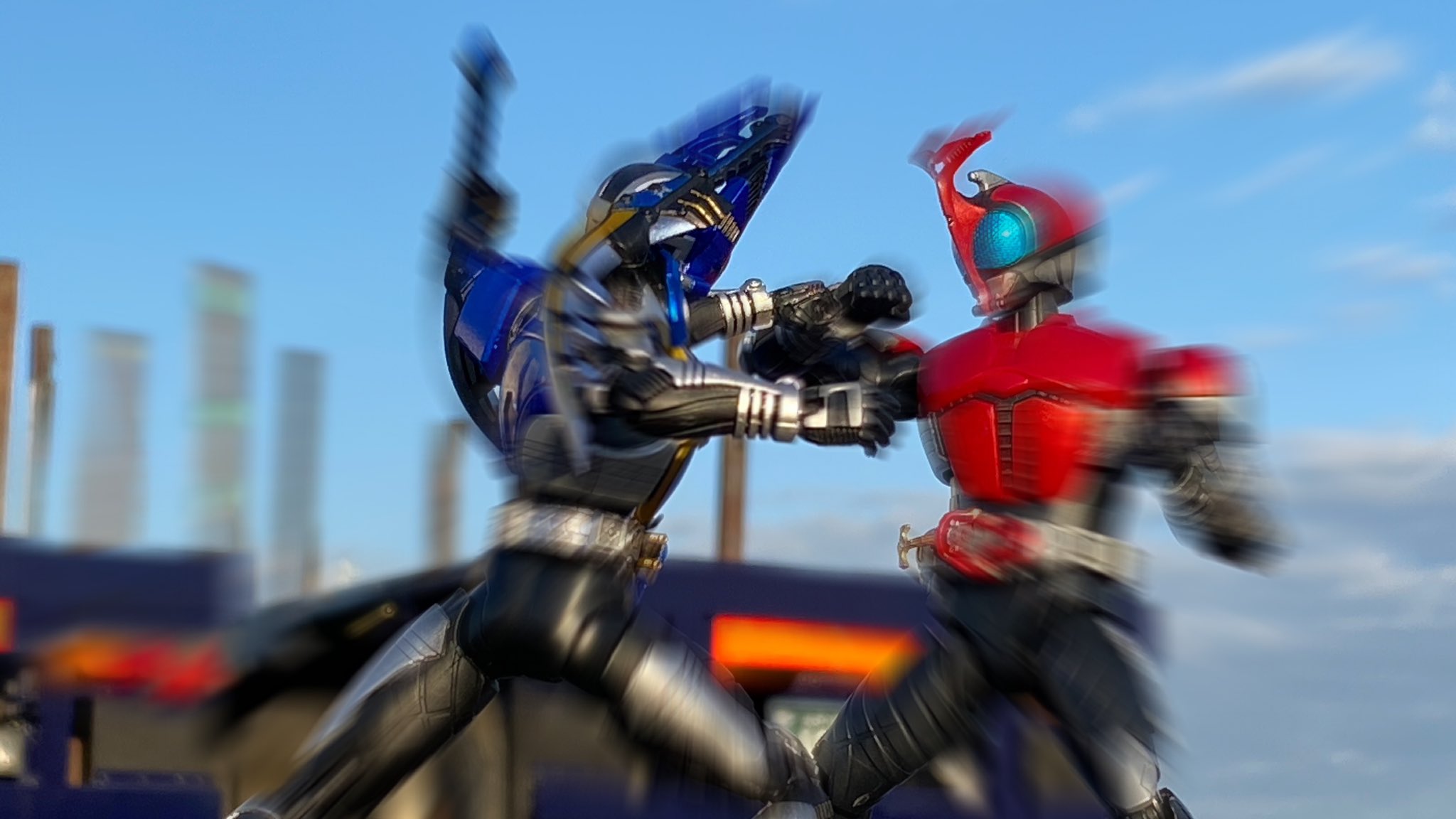 むせプロ Tkst クロックアップしたライダーフォームは 人間を遥かに超えるスピードで 活動することができるのだ フィギュアーツ写真部 オモ写 仮面ライダーカブト T Co Om1zvsqatc Twitter