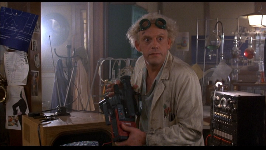 профессор будущего. кристофер ллойд 1985. эмметт браун кристофер ллойд. кристофер ллойд док браун. доктор браун назад в будущее.