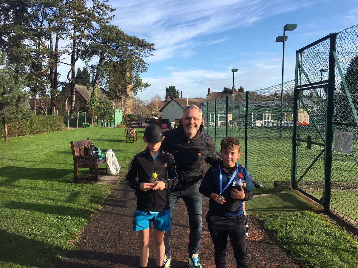 CoachPhilT's tweet photo. A good start to a busy day for our Glamorgan open 8 LTA grade 5 event @radyrtennis , some excellent tennis played in good spirits #homegrownplayers #competing #u10s #wintercompetition 🎾🏆🏴😃 https://t.co/P2MXpa9mnF