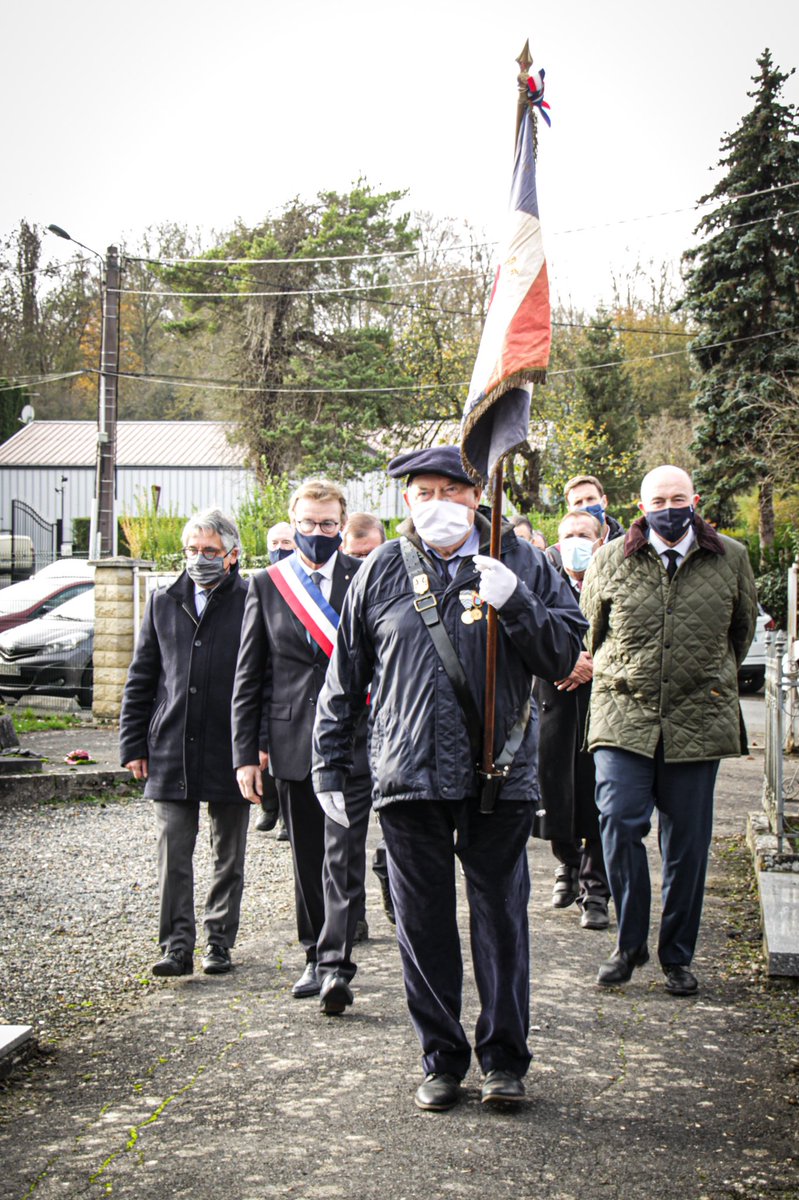ClubMaxLejeune's tweet photo. 🇫🇷 Le 23 novembre 2020 sera le 25e anniversaire du décès de Max Lejeune.

Le "Club MAX" LEJEUNE a donc décidé, malgré le contexte sanitaire, de maintenir une cérémonie d’hommage, comme depuis 3 ans désormais, mais à huis-clos et selon un strict protocole sanitaire. https://t.co/bPzvVXhJGT
