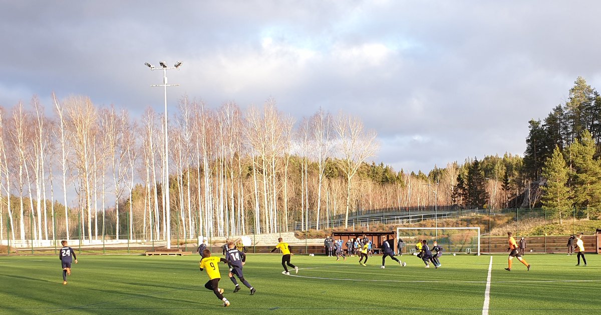 Keski-Espoon TN ja treenipelipäivä ⚽️☀️
 Tasainen matsi FC Espoo - FC Honka 1-0.
Kiitos @fchonka08 pelistä 🤝