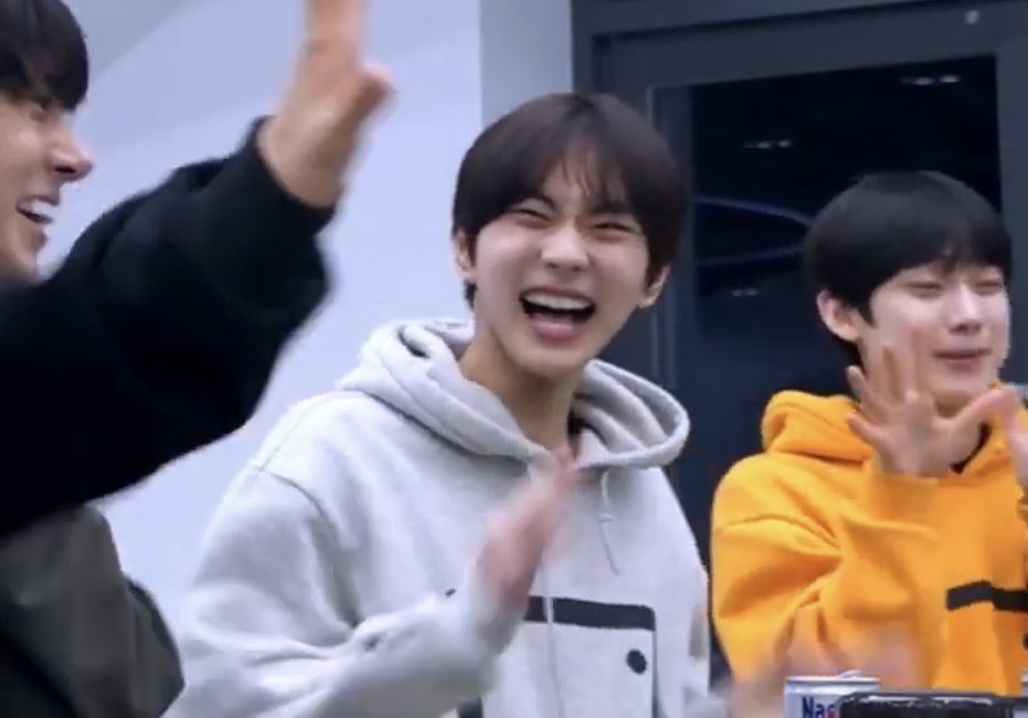 yang jungwon reaching peak happinessa mood lifting thread: