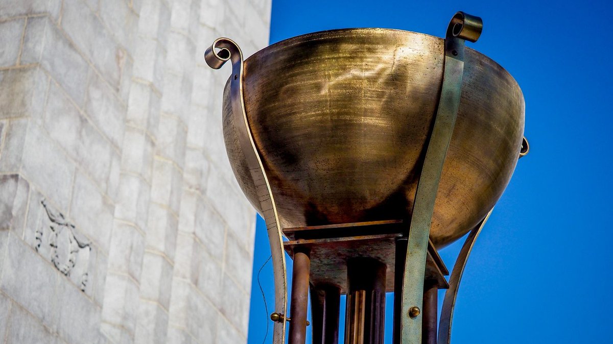 NCState's tweet photo. Until this summer, NC State's Memorial Belltower was missing one crucial element: Bells. 🔔 After a few finishing touches, the site will be rededicated in the spring as the Memorial Belltower at Henry Square. https://t.co/2gDU0WuikM #CampaignNCState https://t.co/6CPbGRhgbD