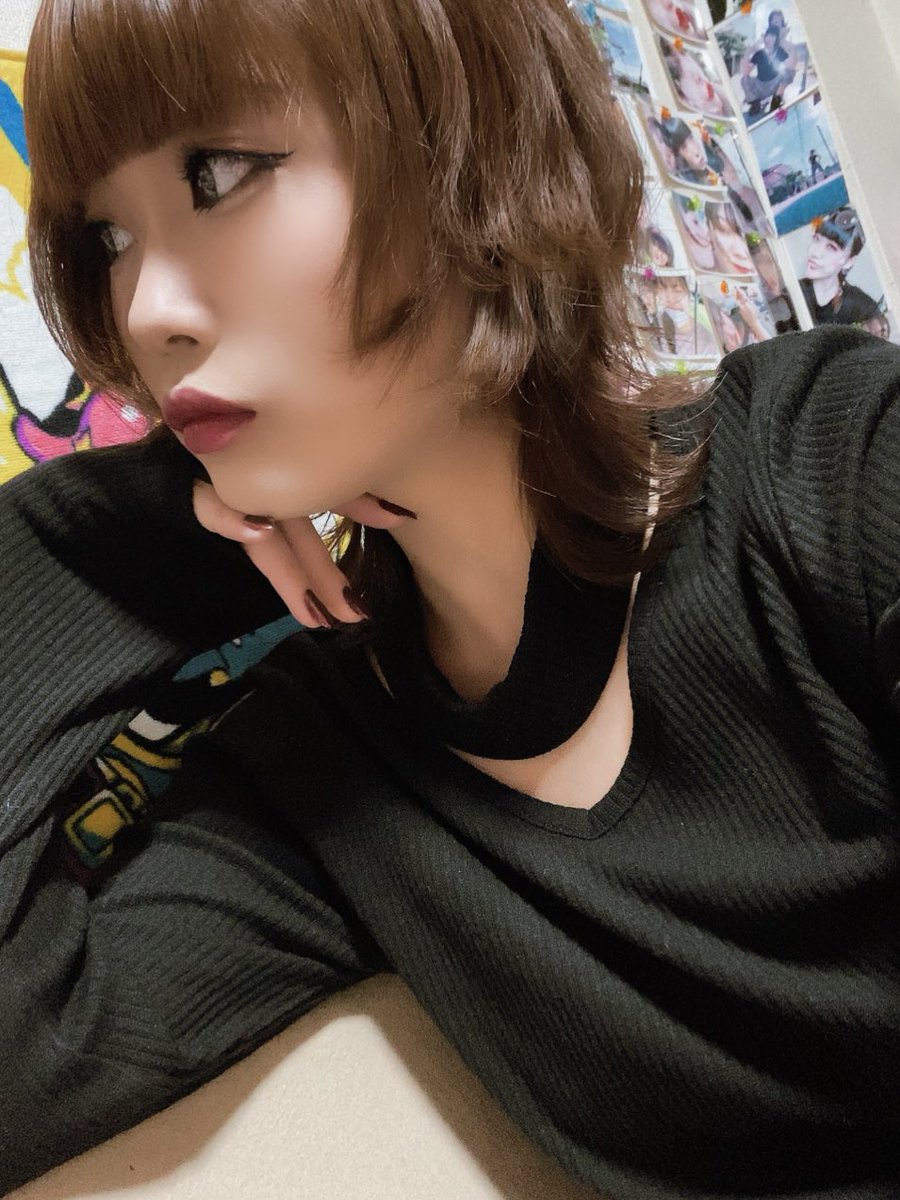 s2rizes2's tweet photo. 髪の毛バッサリ6年振りʸᵉᵃʰ( ᐛ✌️) https://t.co/pz1aGveQU0