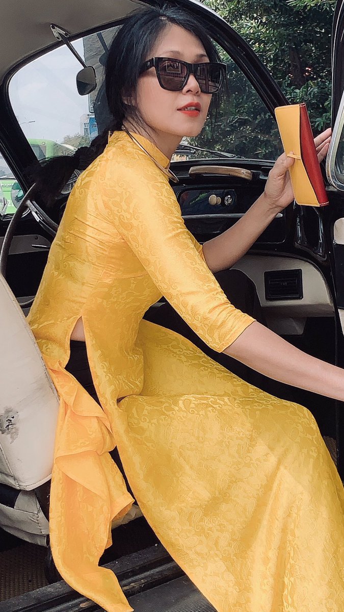 DinhYNhung's tweet photo. Mợ 3 sáng nay #dinhynhung #dienviendinhynhung https://t.co/fnsOrrklb4