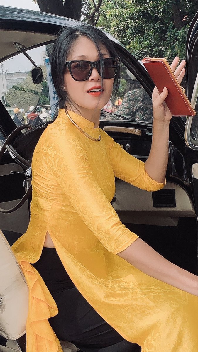 DinhYNhung's tweet photo. Mợ 3 sáng nay #dinhynhung #dienviendinhynhung https://t.co/fnsOrrklb4