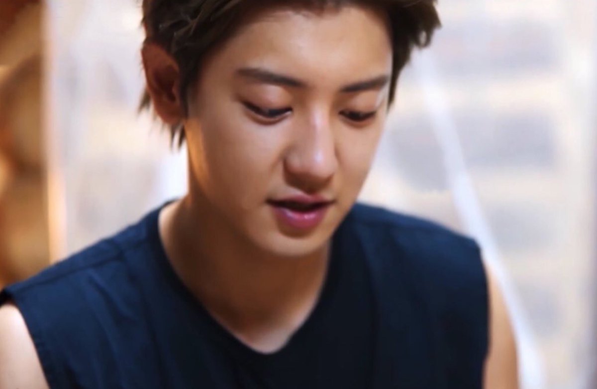 pcysarchive's tweet photo. he’s just so insanely beautiful https://t.co/Jvt1msBwAT
